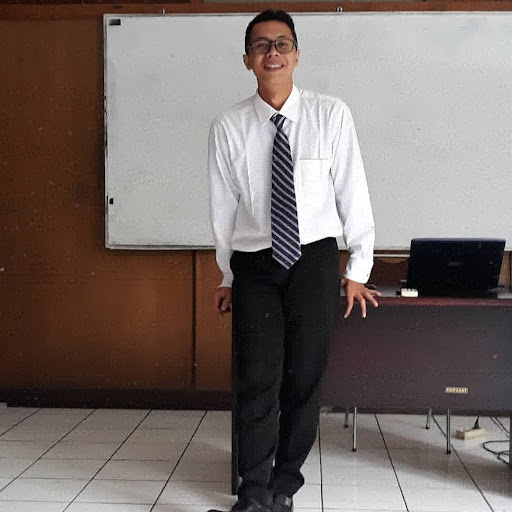 Ahmad Qolfathiriyus