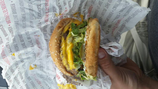 Hamburger Restaurant «The Habit Burger Grill», reviews and photos, 3101 Promenade Blvd, Fair Lawn, NJ 07410, USA