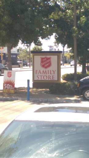 Thrift Store «Salvation Army», reviews and photos, 2603 W 1st St, Santa Ana, CA 92703, USA
