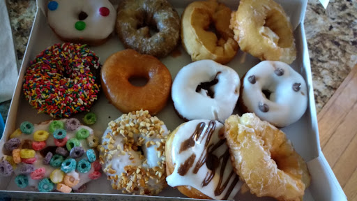 Donut Shop «Paradise Donuts», reviews and photos, 2170 E High St, Pottstown, PA 19464, USA