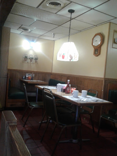 Restaurant «Harvest Inn», reviews and photos, 2007 Liberty Rd, Sykesville, MD 21784, USA