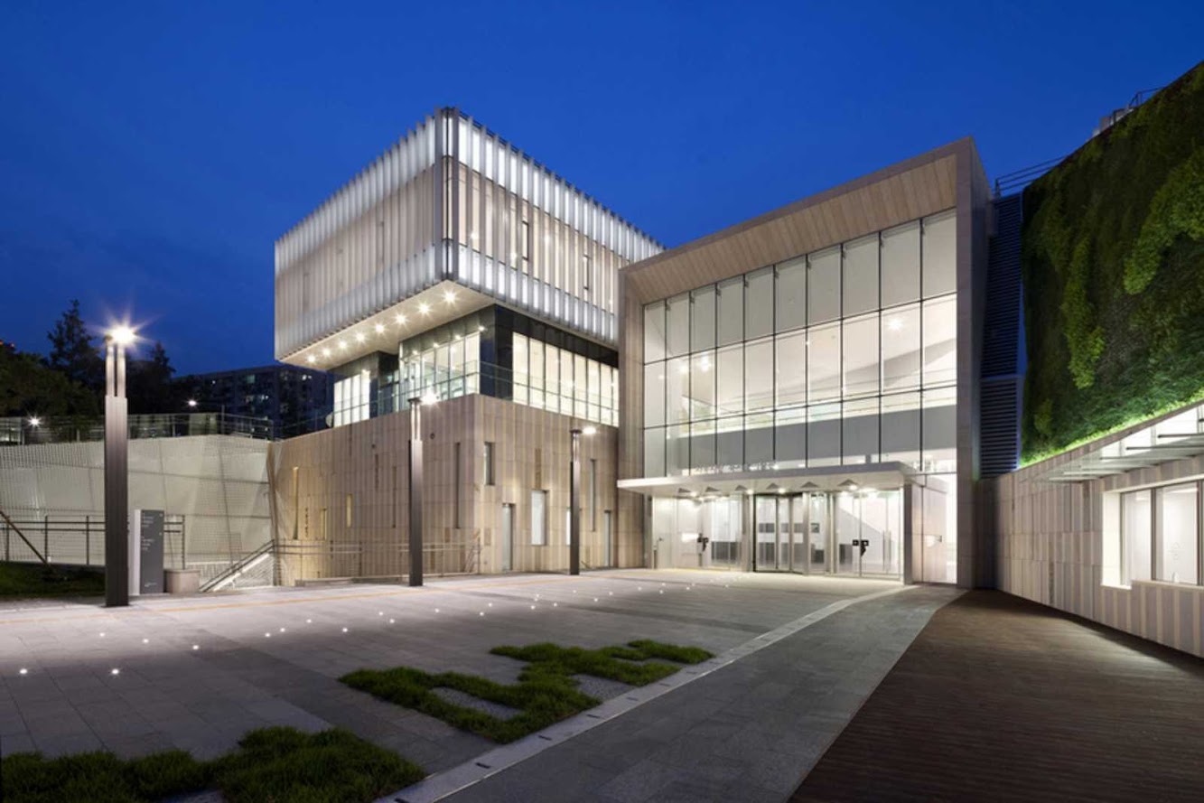 Buk Seoul Museum of Art by Samoo