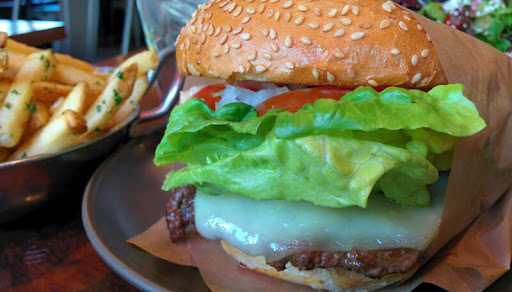 Organic Restaurant «Roam Artisan Burgers», reviews and photos, 23 Lafayette Cir, Lafayette, CA 94549, USA