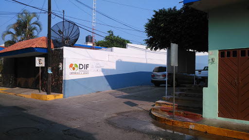 Dif Comalcalco, Andrés Sánchez Magallanes, San Miguel, 86323 Comalcalco, Tab., México, Oficina de gobierno local | TAB