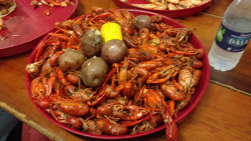 Seafood Restaurant «Seafood Corner Exxon», reviews and photos, 13654 Airline Hwy, Gonzales, LA 70737, USA