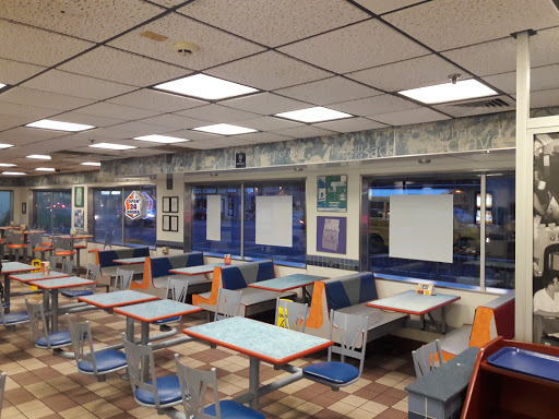 Fast Food Restaurant «White Castle», reviews and photos, 490 Sunrise Hwy, Lynbrook, NY 11563, USA