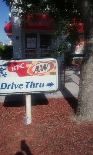 Fast Food Restaurant «A&W», reviews and photos, 150 E Louise Ave, Lathrop, CA 95330, USA
