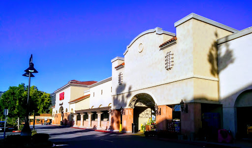 Grocery Store «Vons», reviews and photos, 3233 Foothill Blvd, La Crescenta, CA 91214, USA