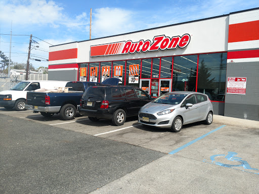 Auto Parts Store «AutoZone», reviews and photos, 7810 Tonnelle Ave, North Bergen, NJ 07047, USA