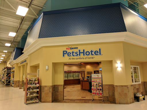 Pet Supply Store «PetSmart», reviews and photos, 8695 Park Meadows Center Dr, Lone Tree, CO 80124, USA