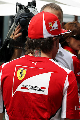 тату на шее Фернандо Алонсо на Гран-при Австралии 2012