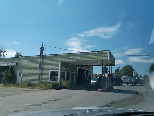 Auto Repair Shop «Engels Repair & Towing», reviews and photos, 22725 Dockton Rd SW, Vashon, WA 98070, USA