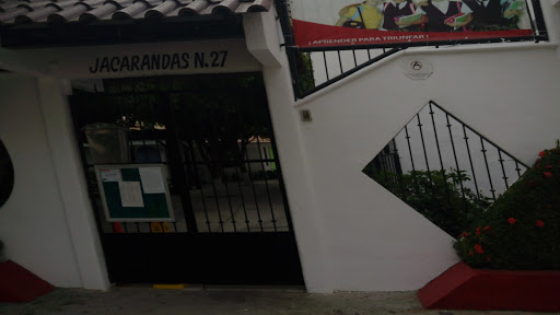 Colegio Canadiense Salzmann, Jacarandas 27, Buenos Aires, 63732 Bahía de Banderas, Nay., México, Escuela preparatoria | NAY