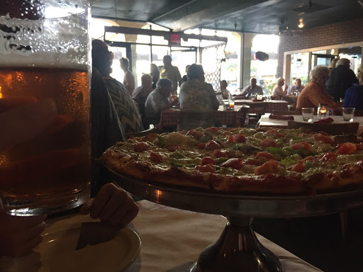 Italian Restaurant «County Line Pizza Restaurant», reviews and photos, 875 Donald Ross Rd, Juno Beach, FL 33408, USA