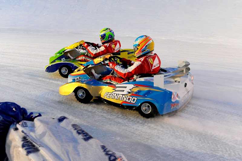 Фернандо Алонсо и Фелипе Масса - картинговая гонка по льду на Wrooom 2013
