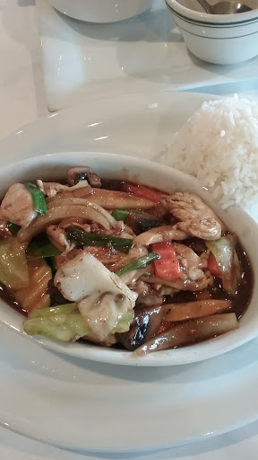Thai Restaurant «Eat Thai Cuisine», reviews and photos, 25482 Marguerite Pkwy #102, Mission Viejo, CA 92692, USA