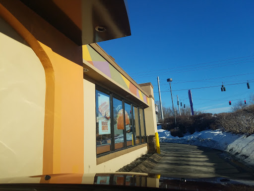 Mexican Restaurant «Taco Bell», reviews and photos, 129 Talcottville Rd, Vernon, CT 06066, USA