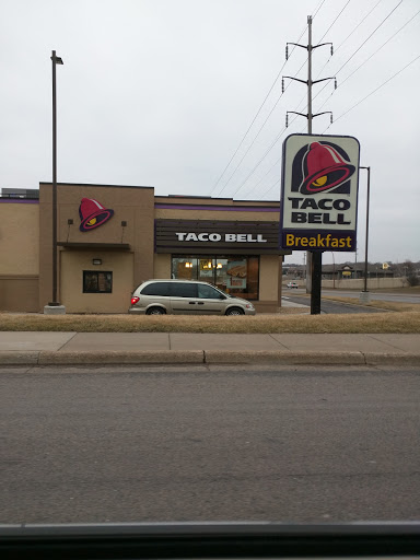Mexican Restaurant «Taco Bell», reviews and photos, 1229 N Frontage Rd, Hastings, MN 55033, USA