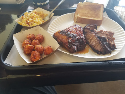 Restaurant «Honky Tonk Smokehouse», reviews and photos, 145 Jonestown Rd, Winston-Salem, NC 27104, USA