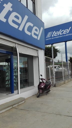 Centro Comercial Telcel, Plaza Bella B-04, Agencia de Policia Montoya, 68036 Oaxaca, Oax., México, Tienda de celulares | OAX