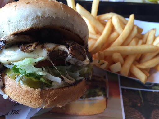 Hamburger Restaurant «The Habit Burger Grill», reviews and photos, 260 W Union Ave, Farmington, UT 84025, USA