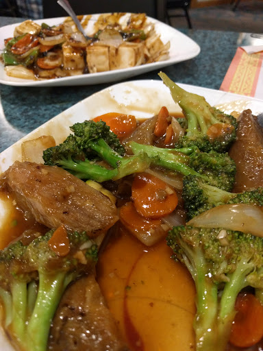 Chinese Restaurant «Happy Palace Chinese Restaurant», reviews and photos, 1020 Northside Dr # A, Cool, CA 95614, USA