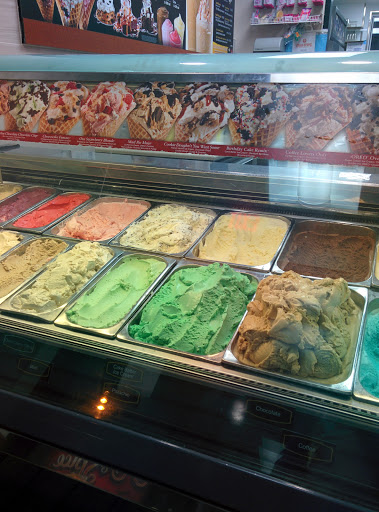 Ice Cream Shop «Cold Stone Creamery», reviews and photos, 7 Corson Ave, Staten Island, NY 10301, USA