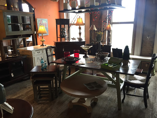 Home Goods Store «Red Tree Furniture», reviews and photos, 701 E Market St, Louisville, KY 40202, USA