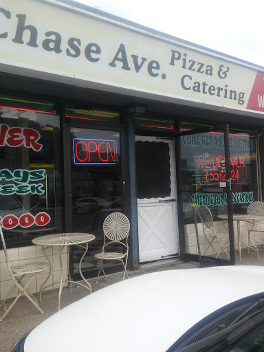 Pizza Restaurant «Chase Ave Pizza &Catering», reviews and photos, 581 Chase Ave, Waterbury, CT 06704, USA