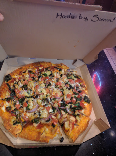 Pizza Restaurant «Pizza Hut», reviews and photos, 7055 El Camino Real, Atascadero, CA 93422, USA