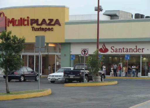 Banco Santander - Multiplaza Tuxtepec, Francisco I. Madero LB, Los Angeles, 68370 San Juan Bautista Tuxtepec, Oax., México, Institución financiera | OAX
