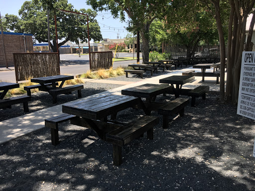 Brewpub «Pint & Plow Brewing Company», reviews and photos, 332 Clay St, Kerrville, TX 78028, USA