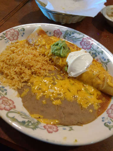 Mexican Restaurant «Ixtapa Mexican Restaurant», reviews and photos, 321 Westfield St, Silverton, OR 97381, USA