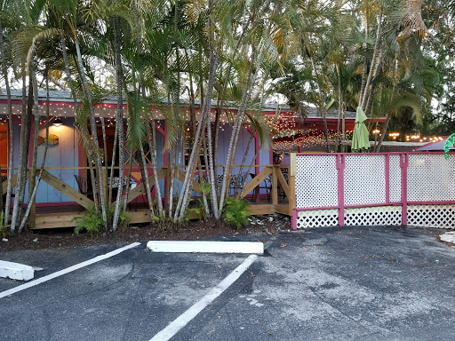 Seafood Restaurant «The Real Macaw Restaurant», reviews and photos, 3275 Bayshore Dr, Naples, FL 34112, USA