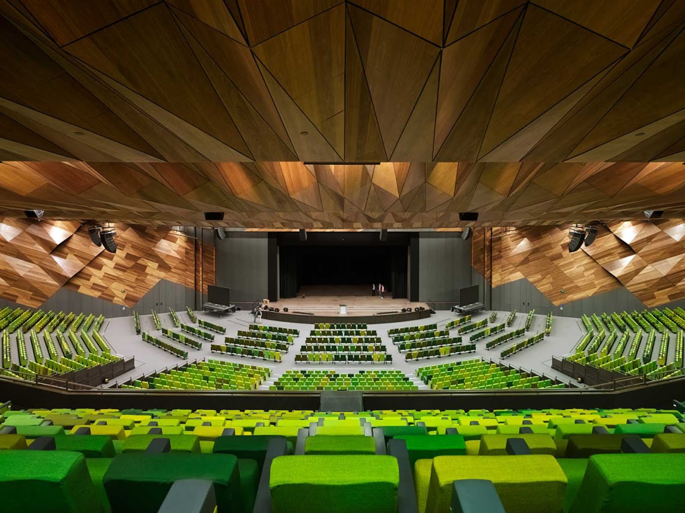 Melbourne Convention and Exhibition Centre by Woods Bagot