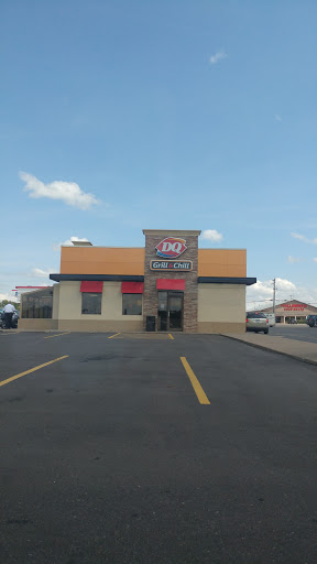 Fast Food Restaurant «DQ Grill & Chill Restaurant», reviews and photos, 5111 E Viking Blvd, Wyoming, MN 55092, USA
