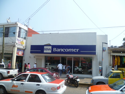 BBVA Bancomer Acayucan Centro, Calle Miguel Hidalgo 20, Centro, 96000 Acayucan, Ver., México, Ubicación de cajero automático | VER