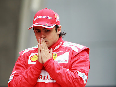 Фелипе Масса молится на Гран-при Китая 2012
