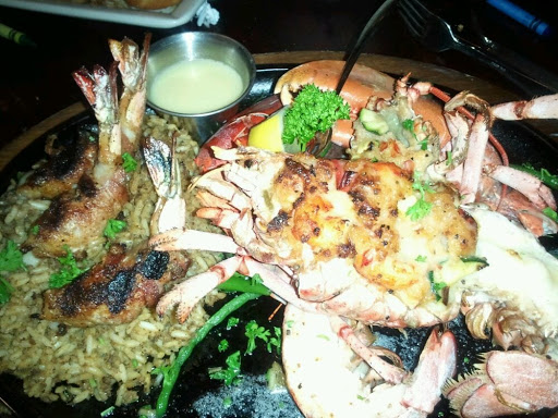 Seafood Restaurant «Pappadeaux Seafood Kitchen», reviews and photos, 921 Pasquinelli Dr, Westmont, IL 60559, USA