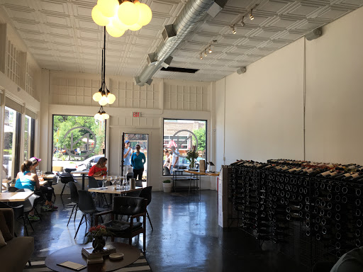 Wine Bar «Neighborhood Cellar», reviews and photos, 246 W Davis St, Dallas, TX 75208, USA
