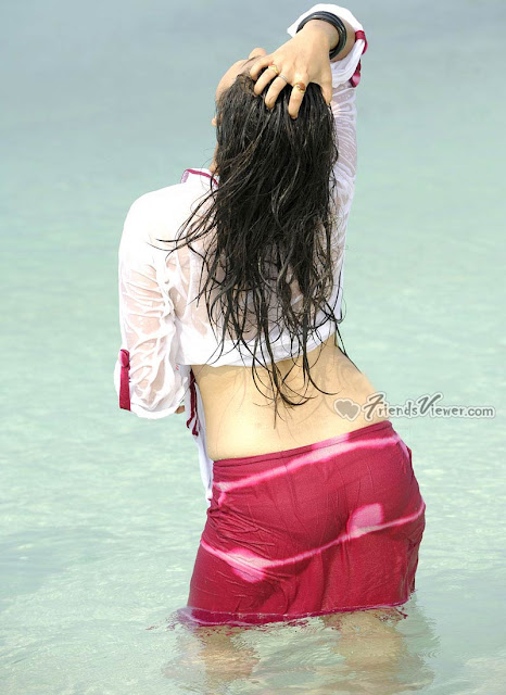 Indian sexy masala actress Madhumitha wet tight sext and hot pictures
