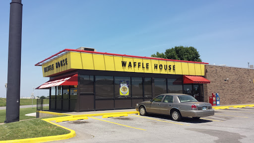 Breakfast Restaurant «Waffle House», reviews and photos, 125 N Interstate Dr, Norman, OK 73069, USA