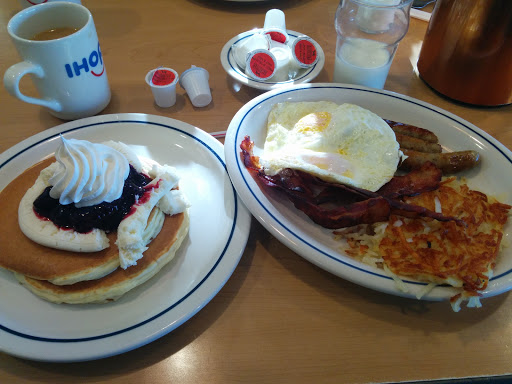 Restaurant «IHOP», reviews and photos, 50 County Rd W 300 S, Kokomo, IN 46902, USA