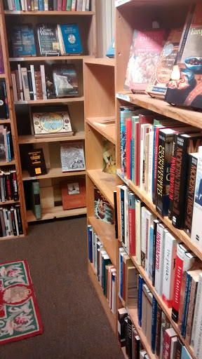 Used Book Store «The Book House in Dinkytown», reviews and photos, 1316 4th St SE #201, Minneapolis, MN 55414, USA