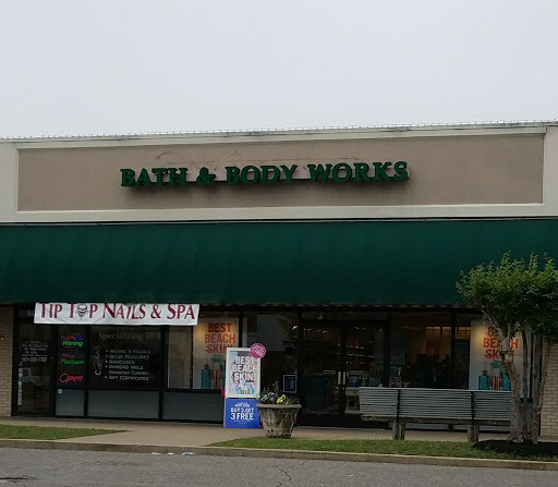 Beauty Supply Store «Bath & Body Works», reviews and photos, 203 N Poplar St, Searcy, AR 72143, USA