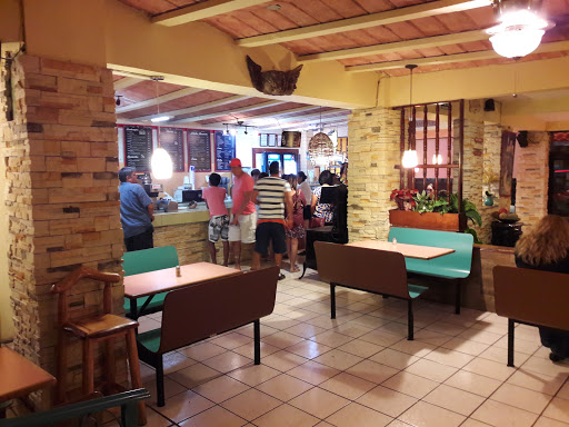 Jax Snax, Plaza Comercial Creston, Boulevard Manlio Fabio Beltrones S/N Lote 10, El Crestón, 85506 Guaymas, Son., México, Alimentación y bebida | SON