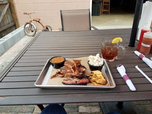 Restaurant «Union Station Smokehouse», reviews and photos, 205 E Main St, Durand, MI 48429, USA