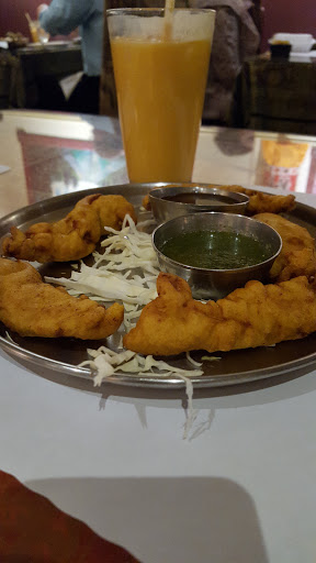 South Asian Restaurant «Royal India - Bountiful», reviews and photos, 55 N Main St, Bountiful, UT 84010, USA