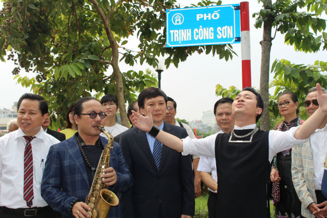 Những bài thơ viết để nhớ về cố nhạc sĩ Trịnh Công Sơn Thơ hay viết về Trịnh Công Sơn