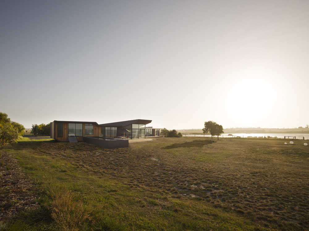 Beached House by BKK Architects